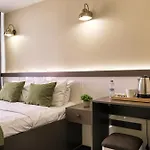 Hotel Duck 3*