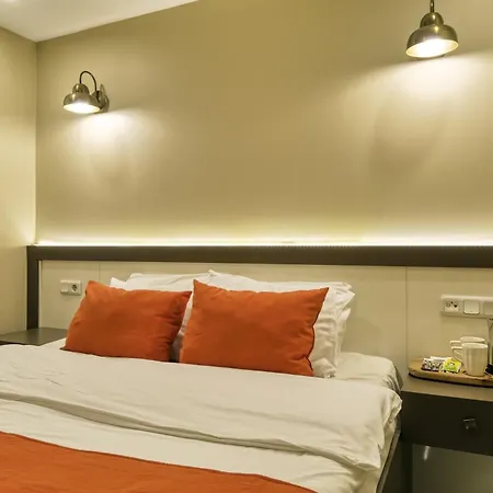 Hotel Duck 3*